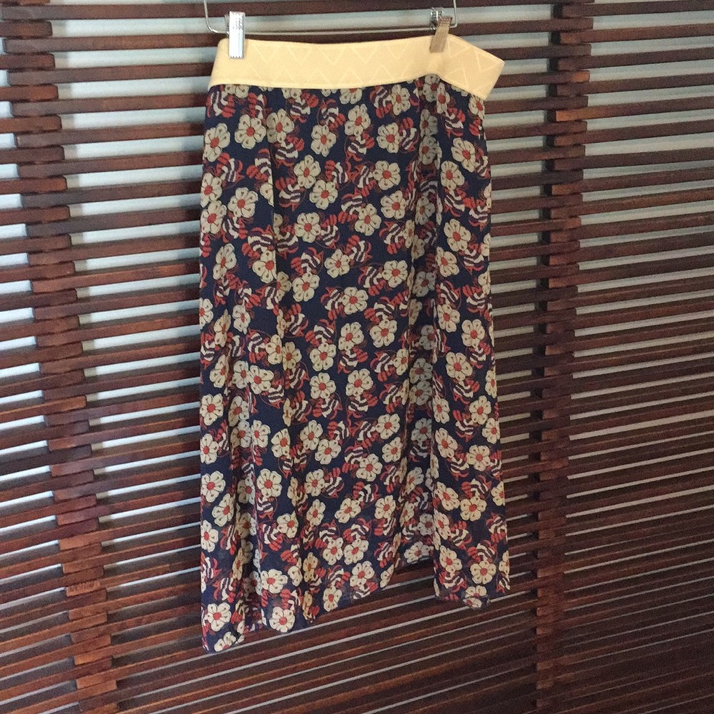 Lularoe skirt